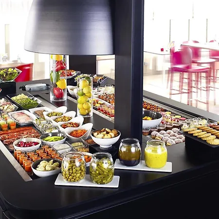 Campanile Hotel 3*