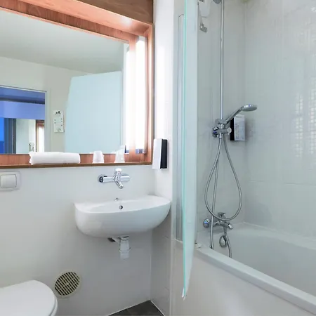 Campanile 3* Hendaye