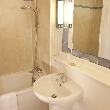 Отель Campanile 3*