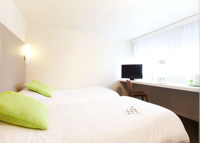 Campanile 3* Hendaya