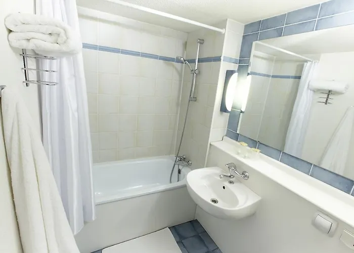 Campanile 3* Hendaye